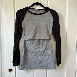 Long sleeve nursing shirt